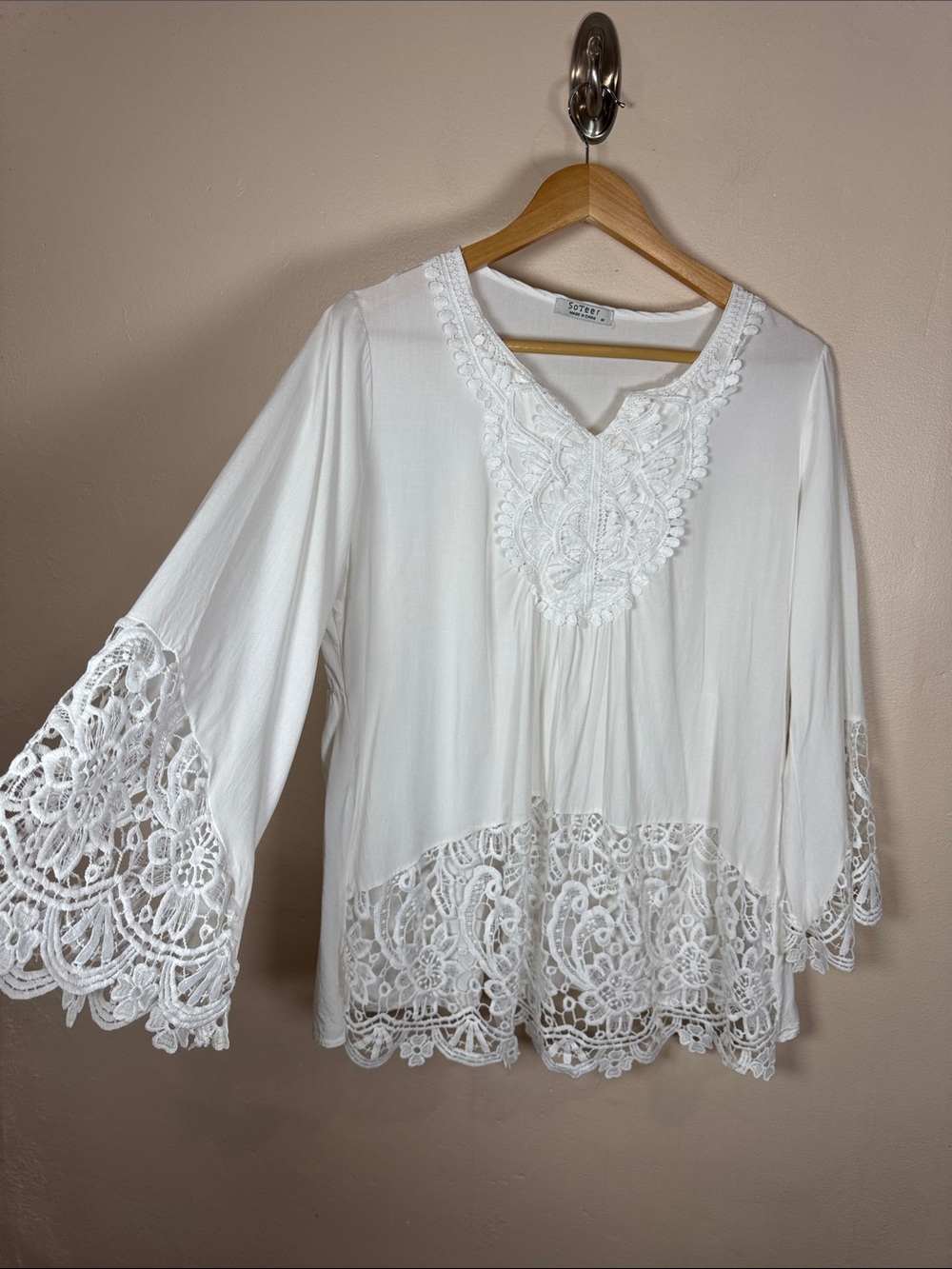 SoTeer Womens Boho Lace-Trim White Peasant Blouse Flare Sleeve Festival Hippie M